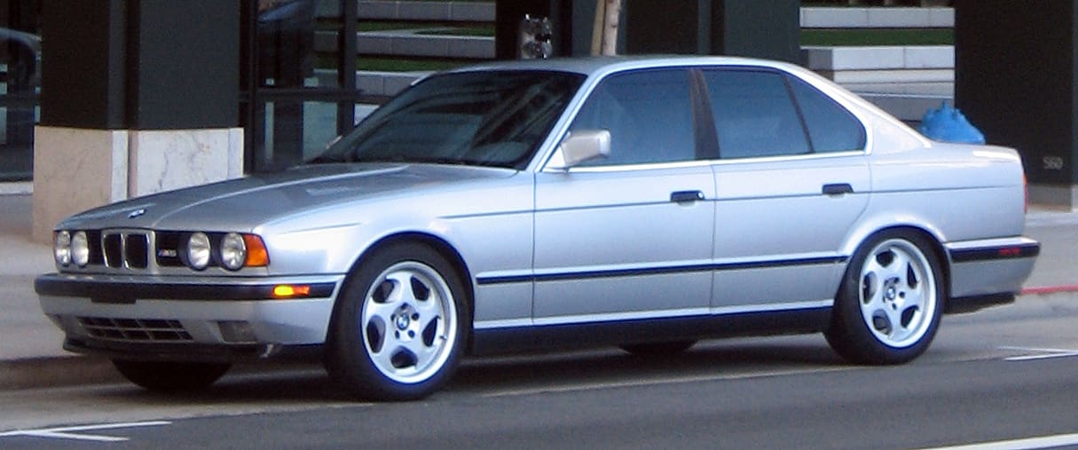 BMW M5 E34 — Germany → USA cost guide