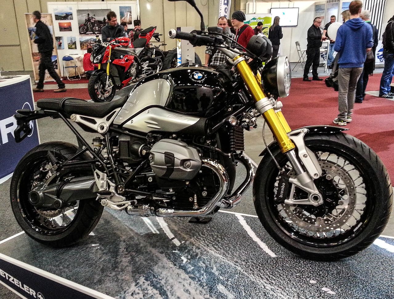 BMW R nineT — Germany → USA cost guide