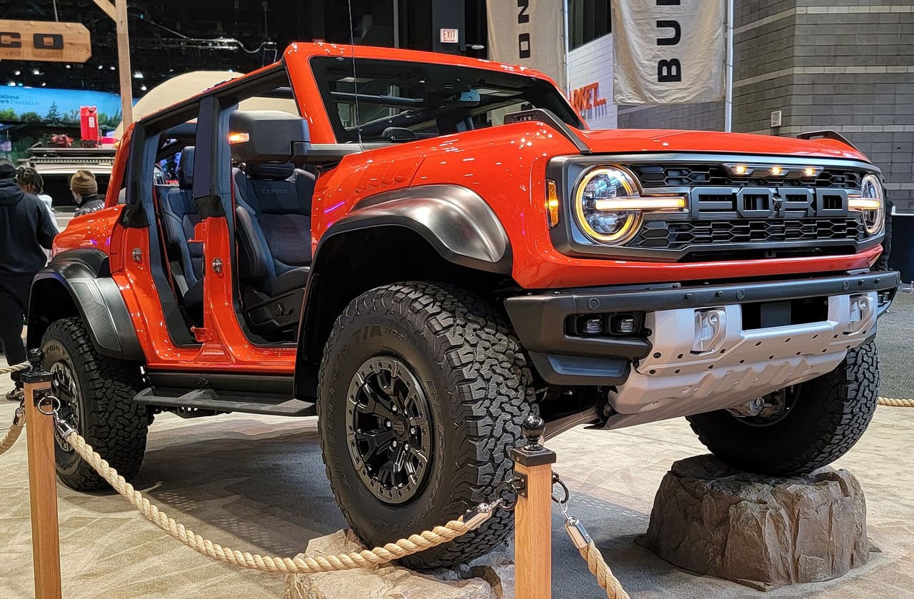 Ford Bronco — USA → Germany cost guide