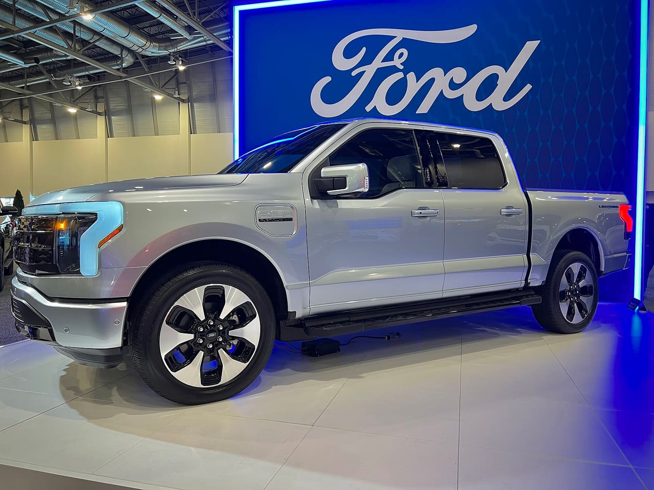US pickup truck — USA → Germany cost guide