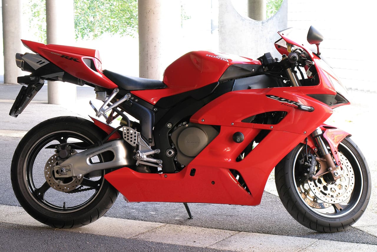 Honda CBR1000RR-R Fireblade — Japan → USA cost guide