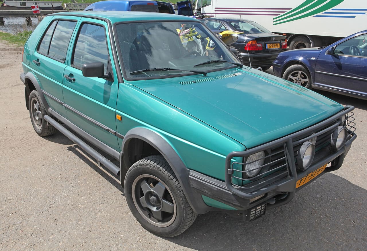 Volkswagen Golf Country — Germany → USA cost guide