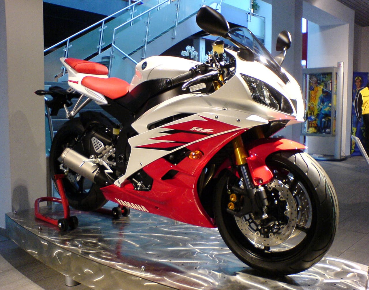 Yamaha YZF-R6 — Japan → USA cost guide